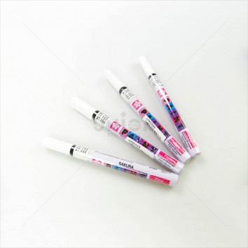 SAKURA ปากกาเพ้นท์ เล็ก Pen-touch XPMK#49 <1/12> สีดำ